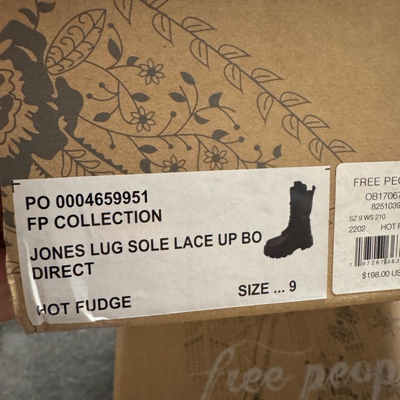 Brand New Free People June Lug Lace-Up Leather Boots - Picture 8 of 8